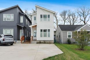 212 Queen Ave - Photo 1 of 1