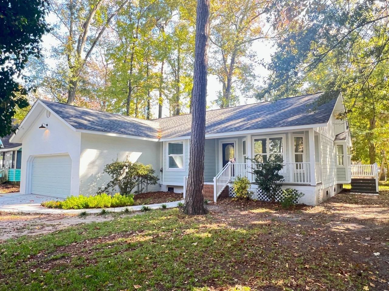 2409 Causey Dr - Photo 2 of 38