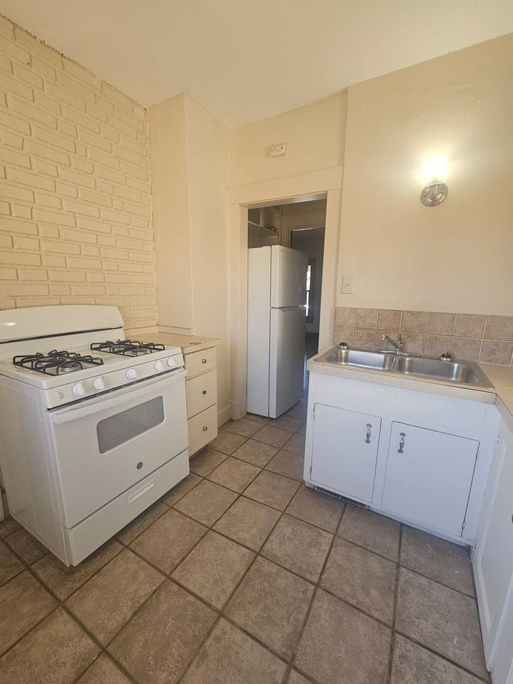 1819 Grand Avenue - Photo 6 of 14