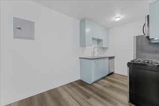 2736 Pomeroy Ave - Photo 1 of 1