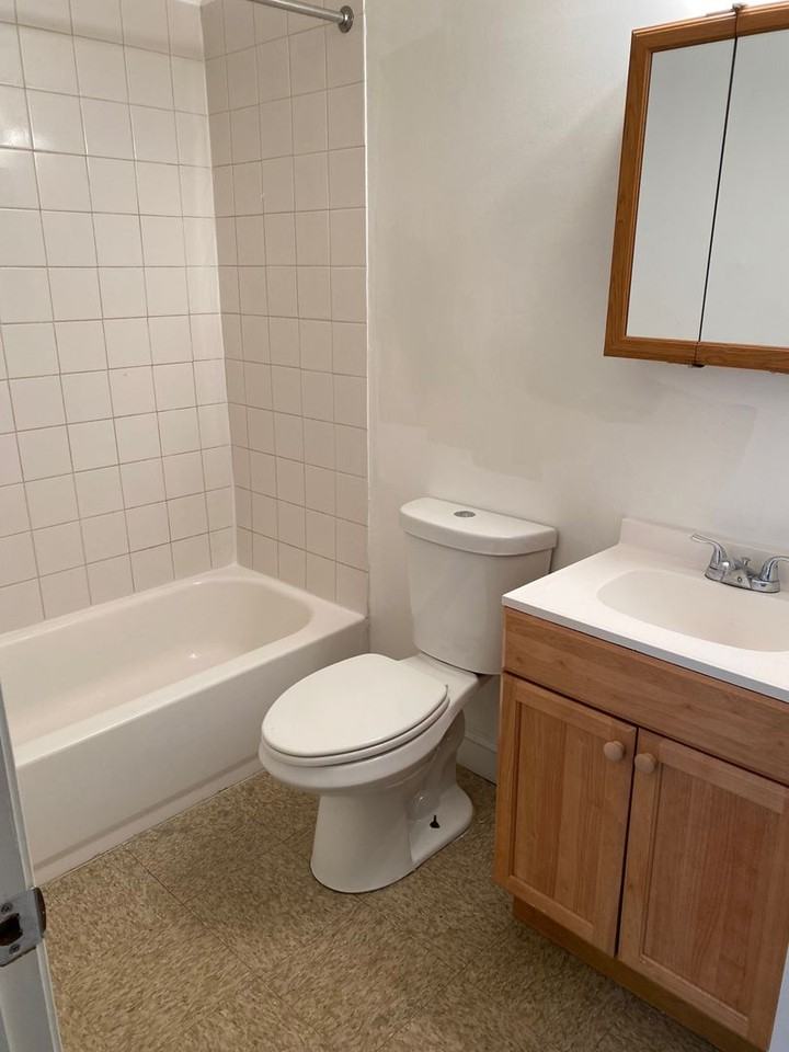 Frederick Douglas Apartments - Photo 6 of 8