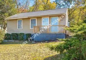 2310 N Chamberlain Ave - Photo 1 of 1