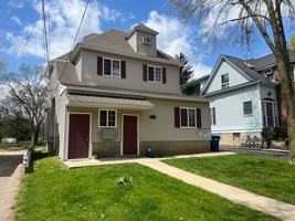 featured image of 151 John St