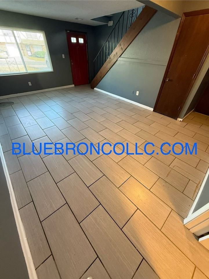 4020 Hedges Ave - Photo 3 of 18