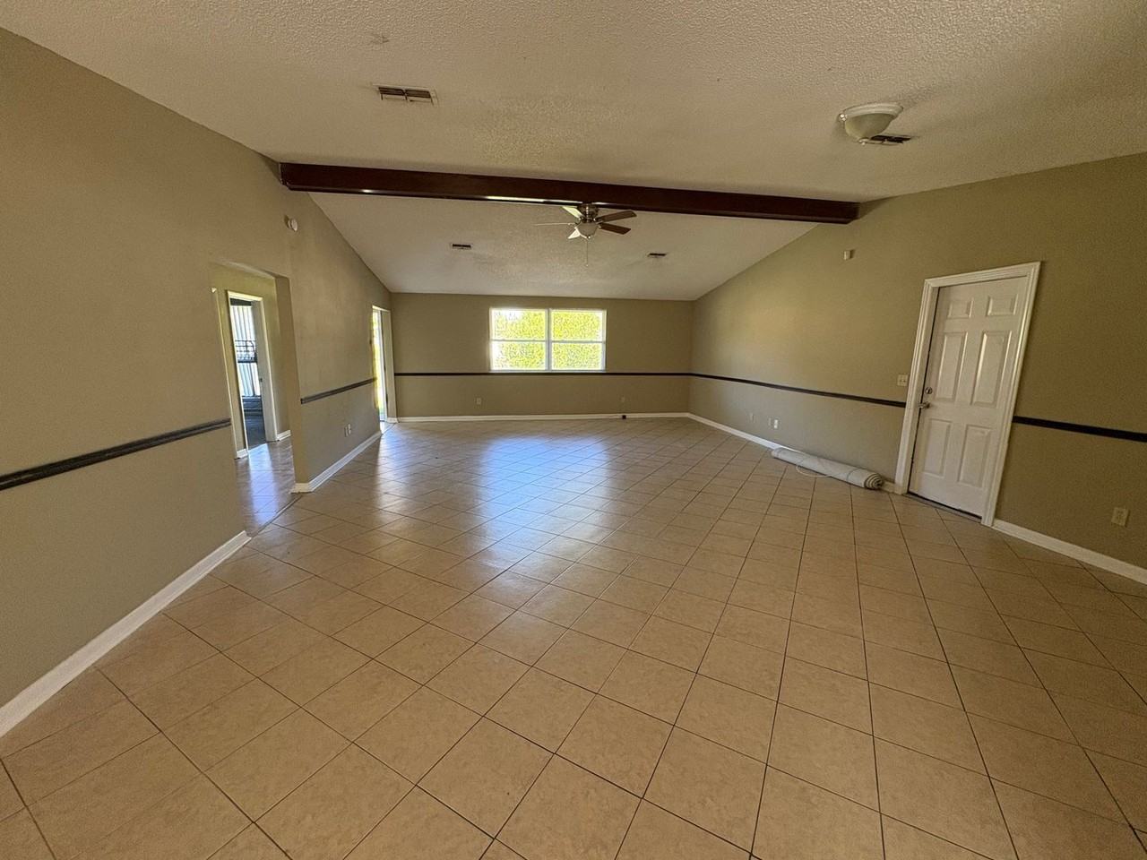 2845 Derringer Ct - Photo 2 of 14