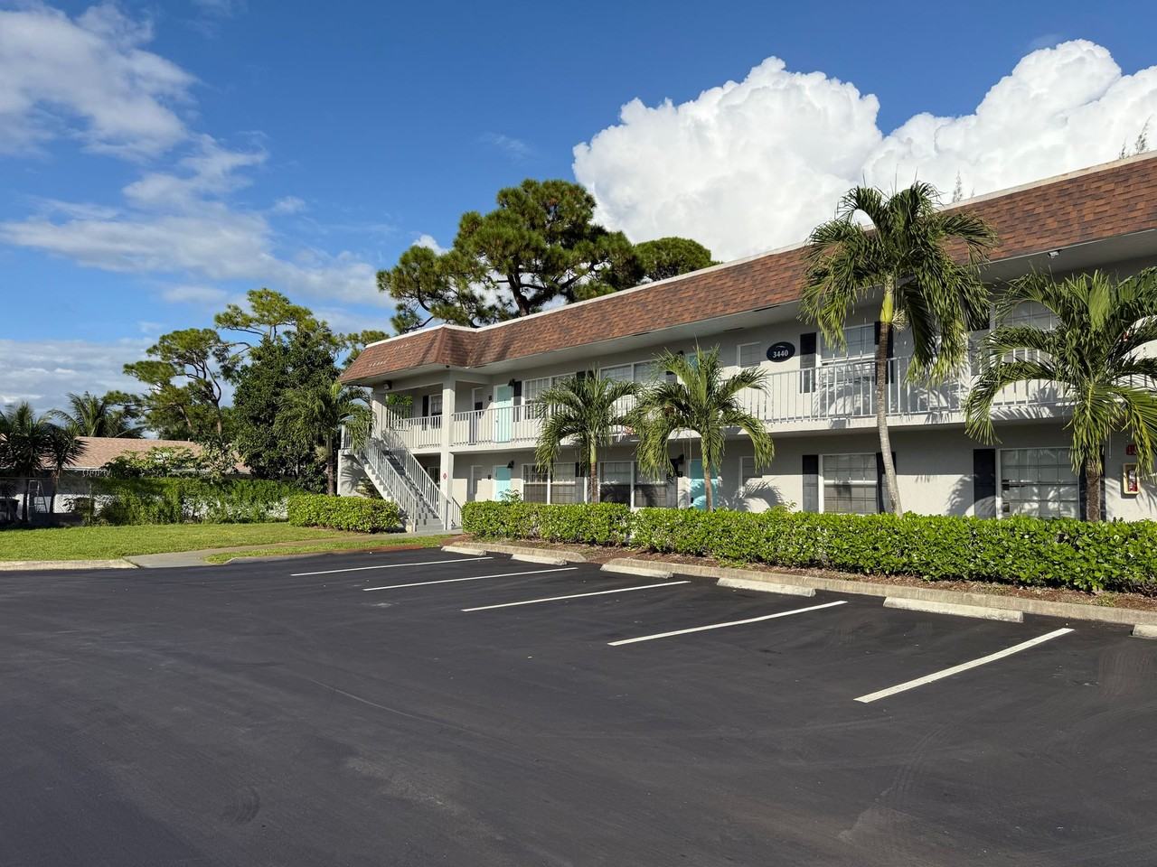 Tropical Villas 2 - Photo 2 of 4