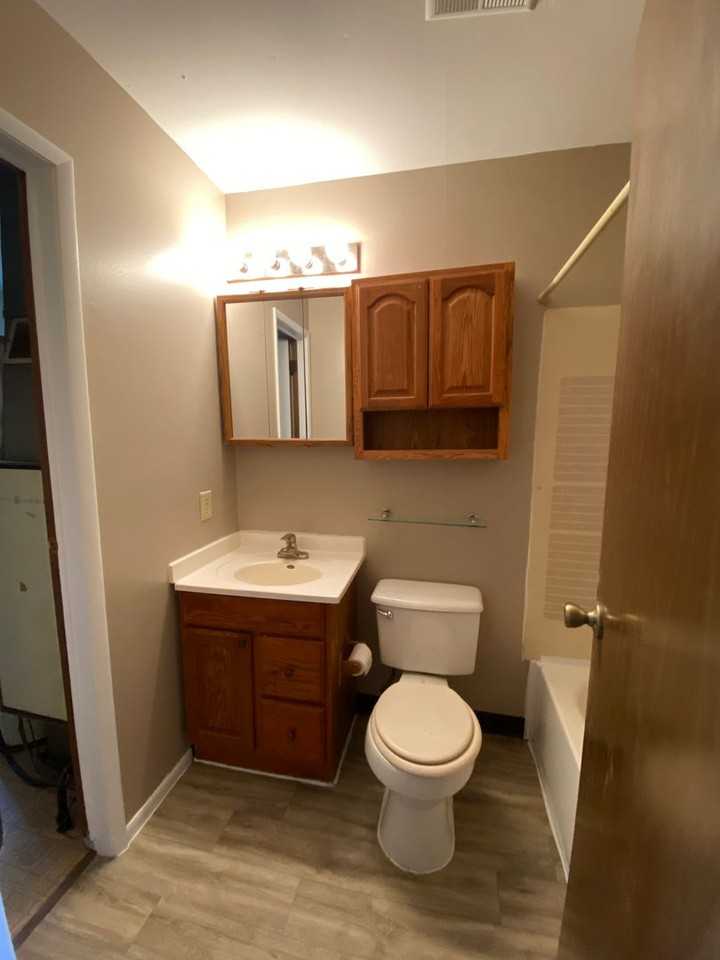 1848 Hastings Rd - Photo 6 of 15