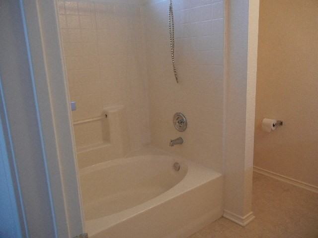 3504 Rainforest Ln - Photo 3 of 17