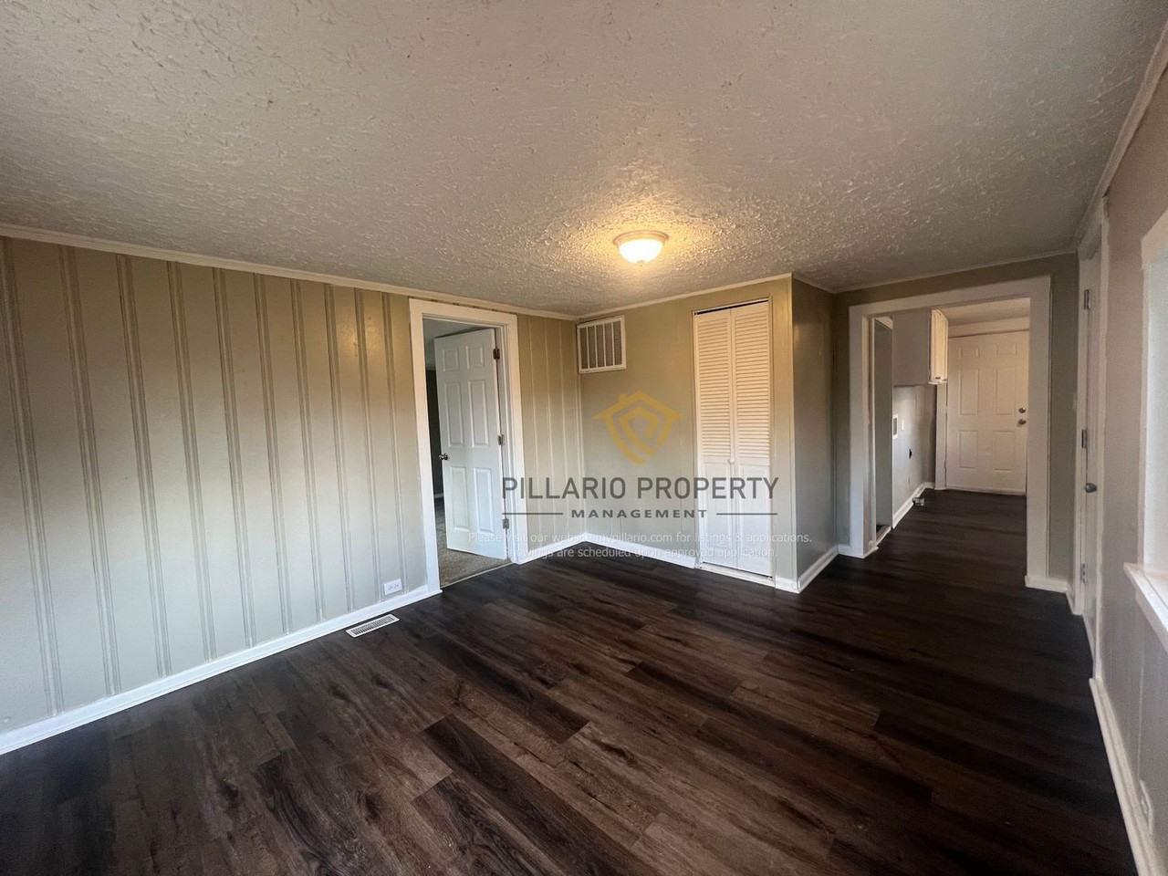 1115 W Seventh St - Photo 4 of 12