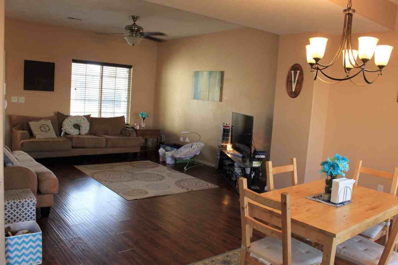 10757 Deer Meadow Cir - Photo 3 of 25