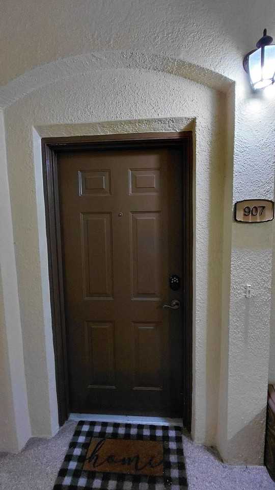 11564 Mizzon Dr - Photo 2 of 38