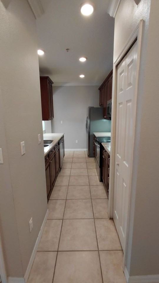 11564 Mizzon Dr - Photo 4 of 38