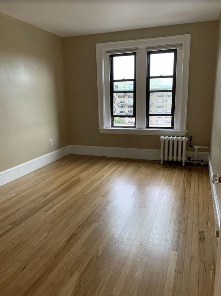 443 Park Dr - Photo 4 of 7