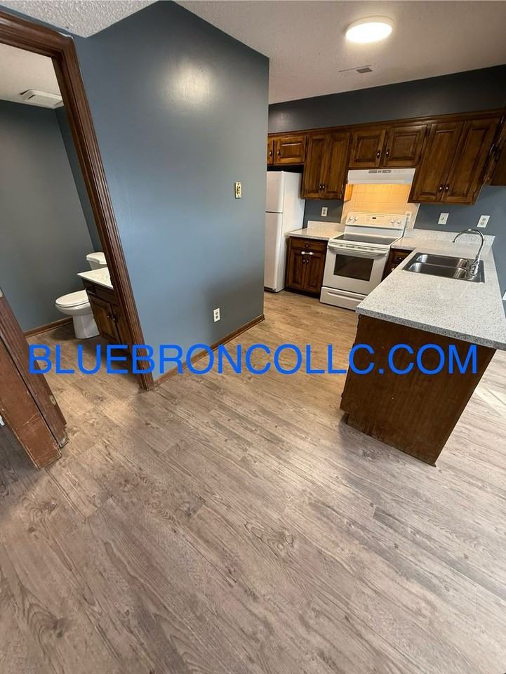 1006 Nw Porter Ct - Photo 5 of 22