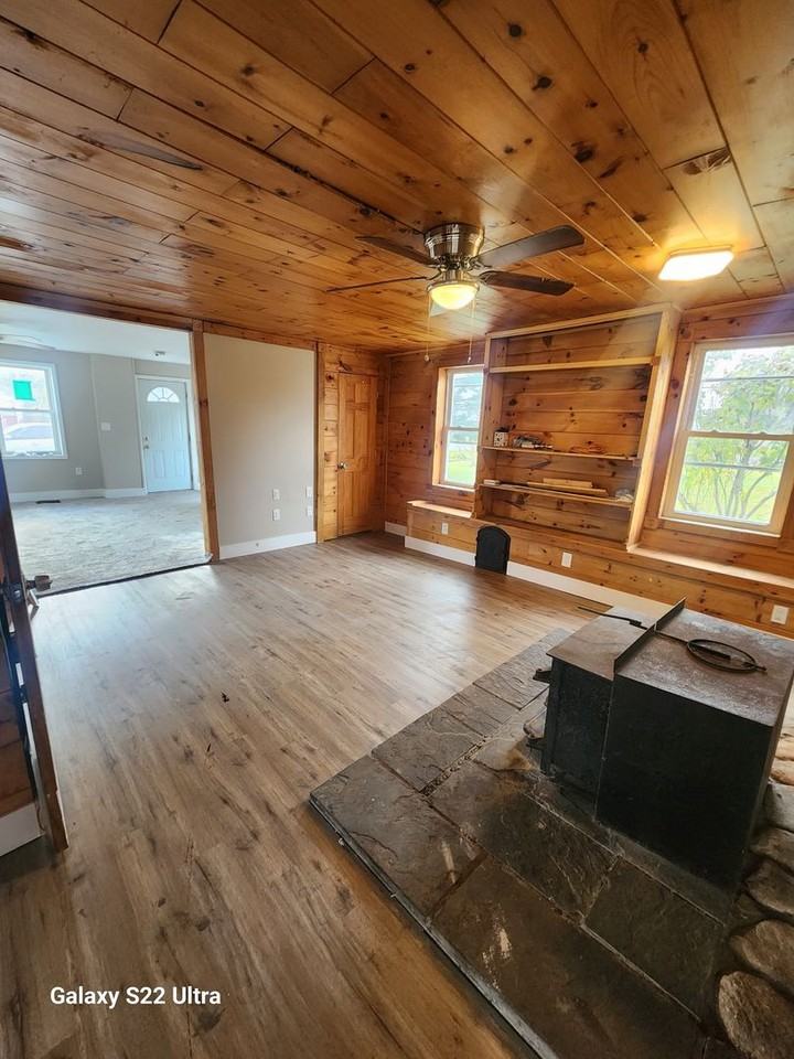 62 Bridge St - Photo 2 of 24