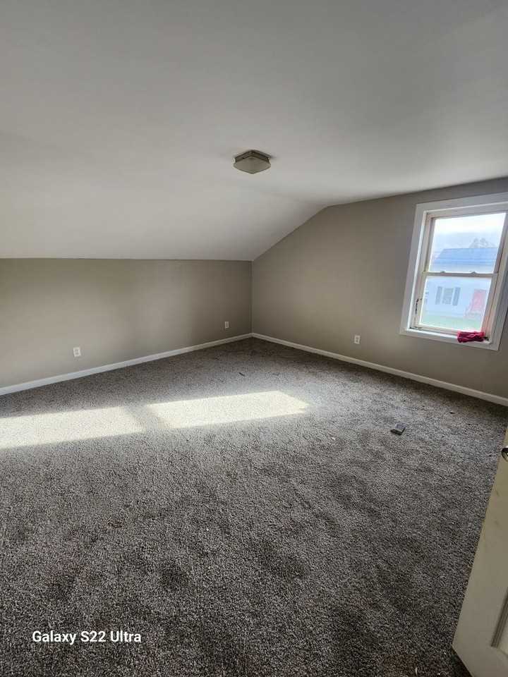 62 Bridge St - Photo 6 of 24