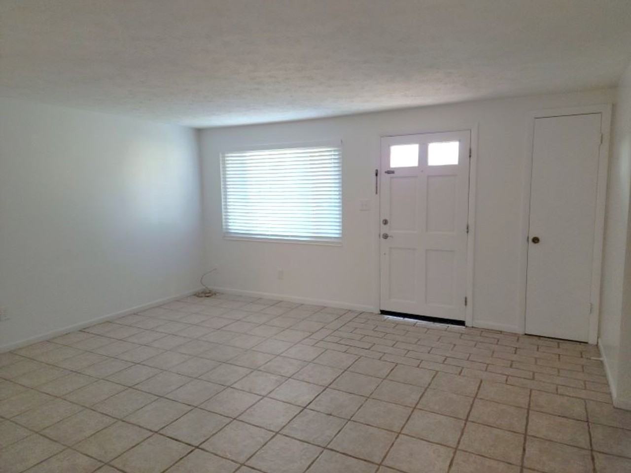 412 West 26th Street - Photo 2 of 22