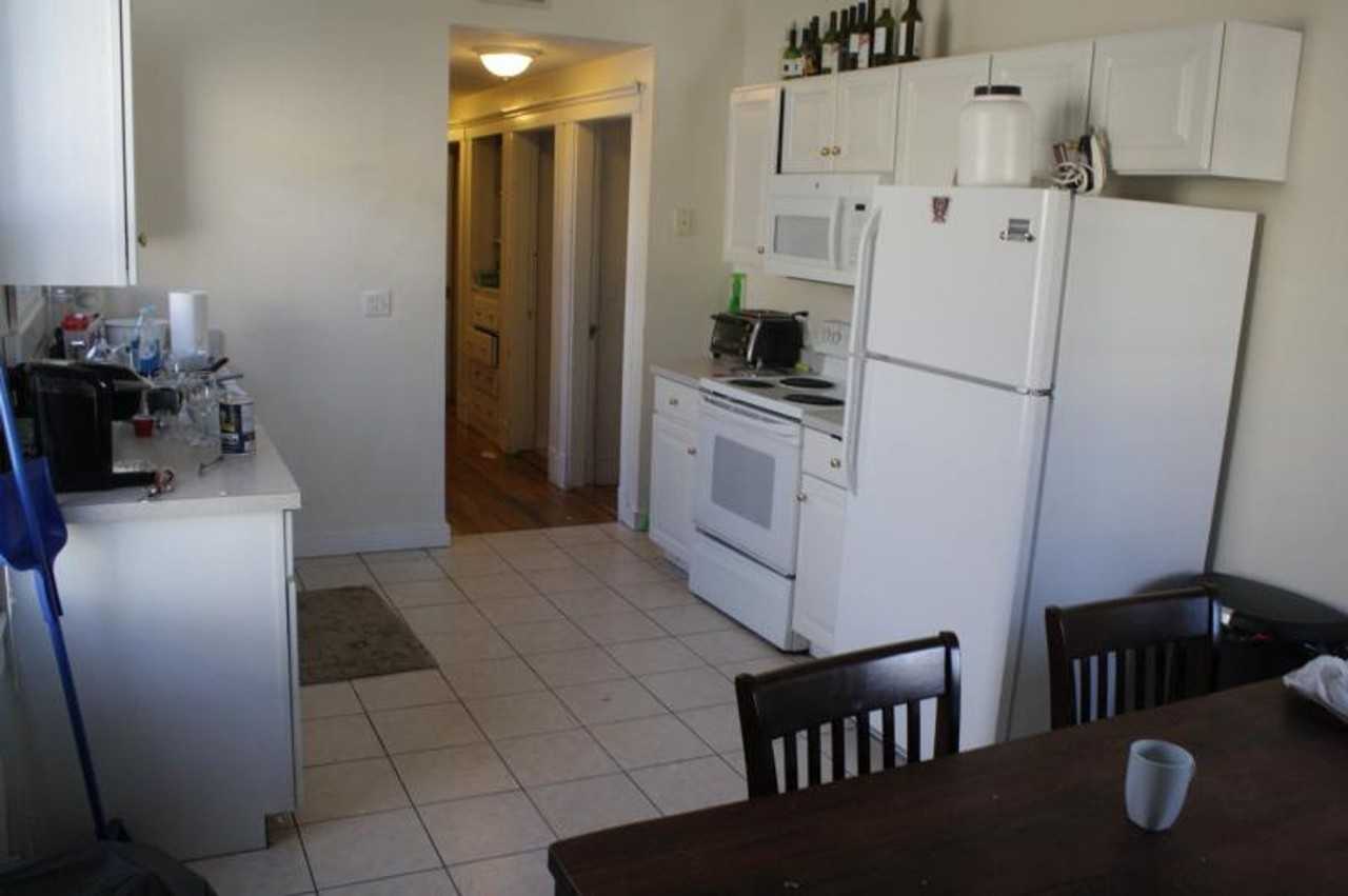 85 Gibbs St - Photo 5 of 21