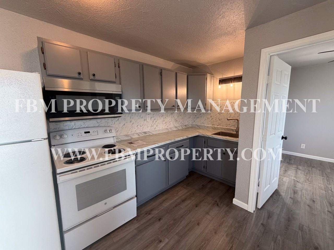 1509 S Oak Grove Rd #D - Photo 7 of 10