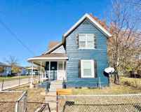 1033 Oak St - Photo 1 of 1