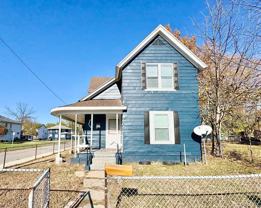 1033 Oak St - Photo 1 of 1