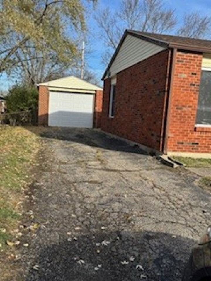 4445 Engleka Court - Photo 2 of 10