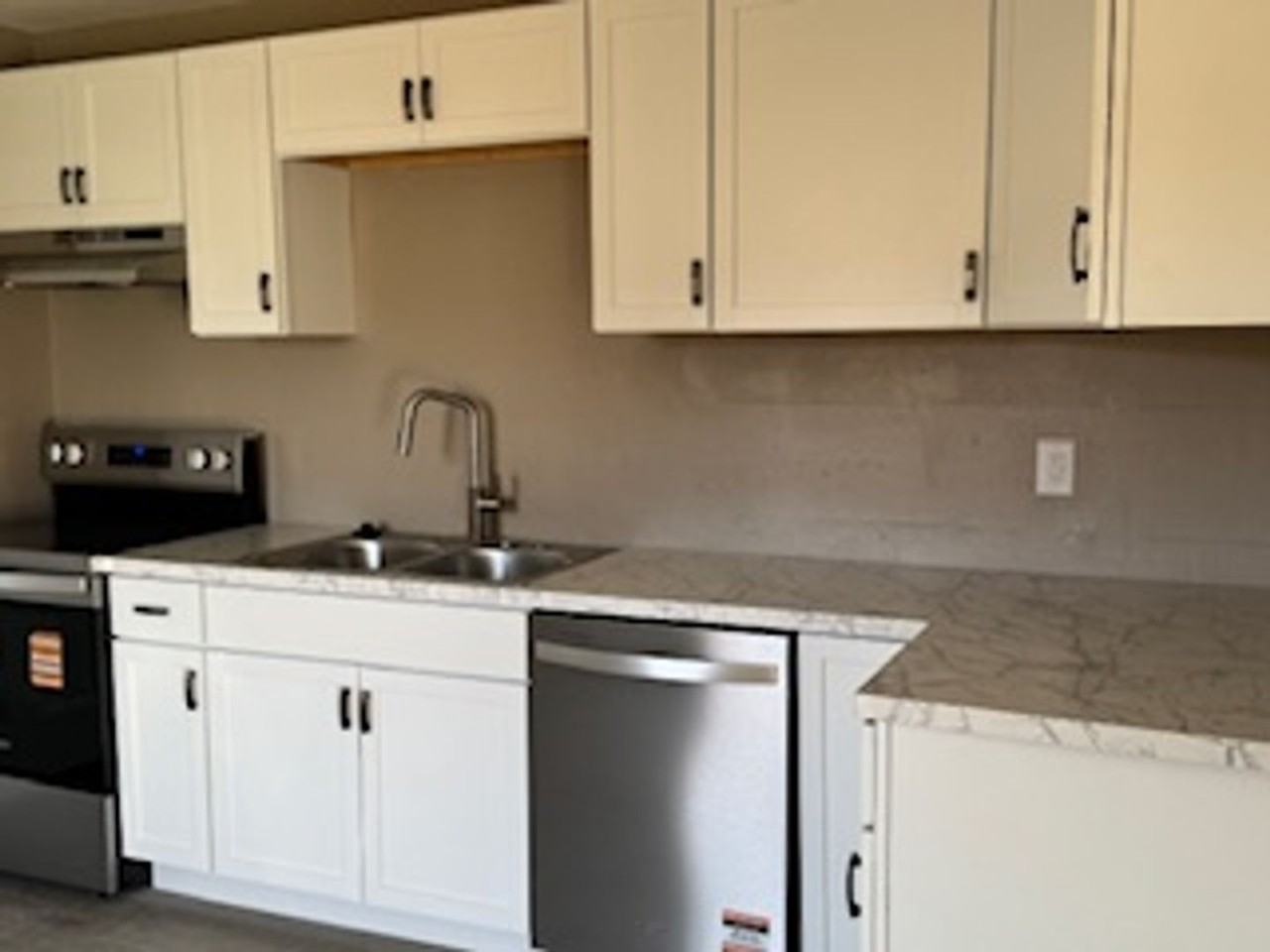 4445 Engleka Court - Photo 4 of 10