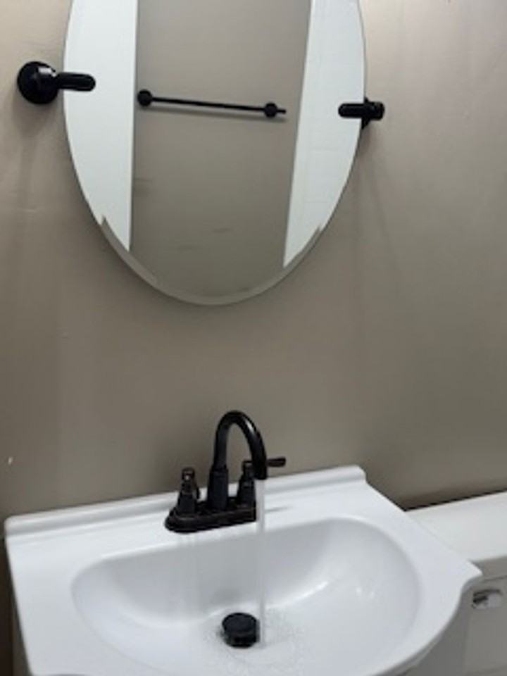 4445 Engleka Court - Photo 6 of 10