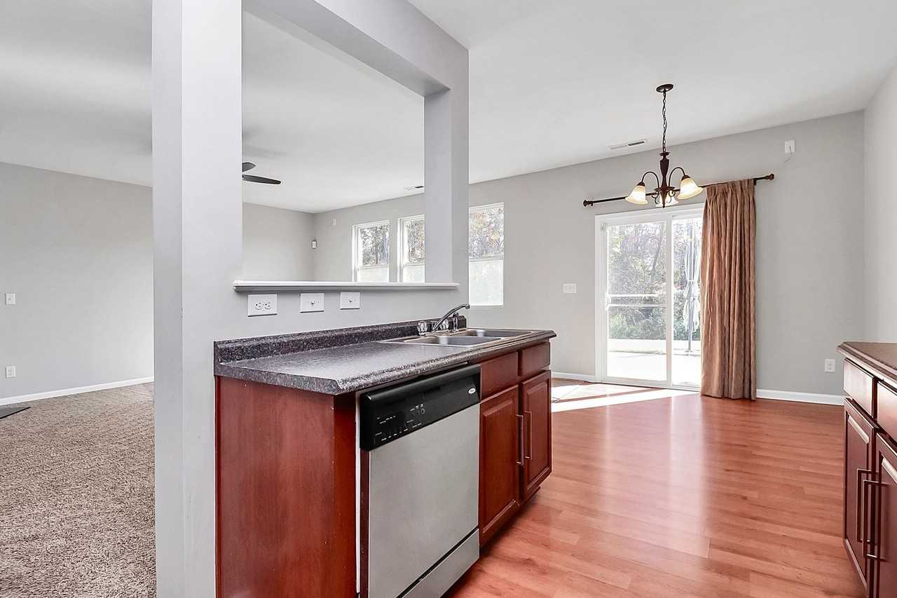 9047 Paddle Oak Rd - Photo 3 of 37