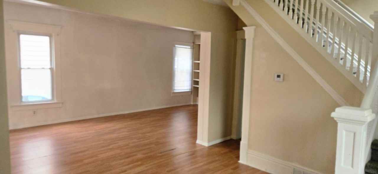 999 Collinwood Ave - Photo 7 of 49