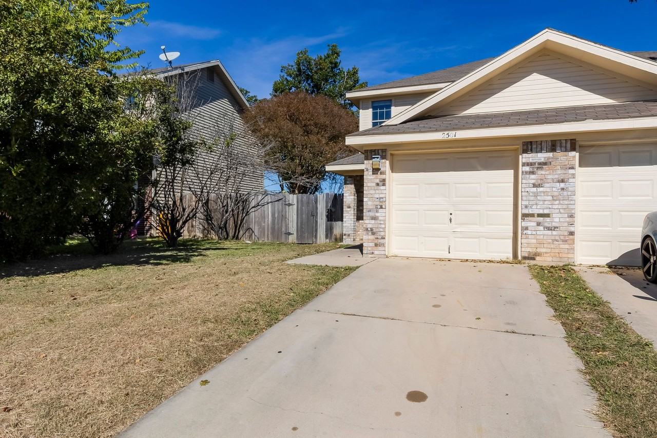 2501 Schwald Rd - Photo 3 of 50