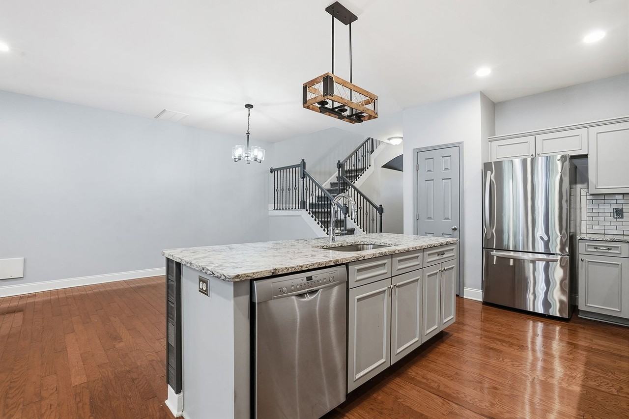 520 Camden Yards Way - Photo 7 of 29