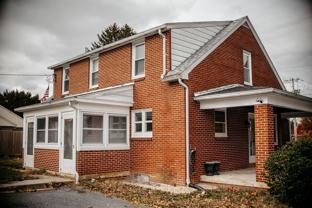 870 E Main St - Photo 1 of 1