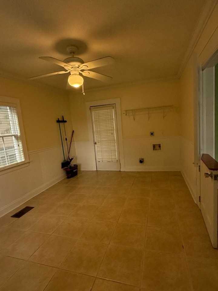 1412 N Adams St - Photo 6 of 15