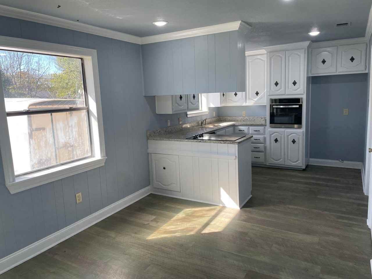 229 Travis Ln - Photo 7 of 25