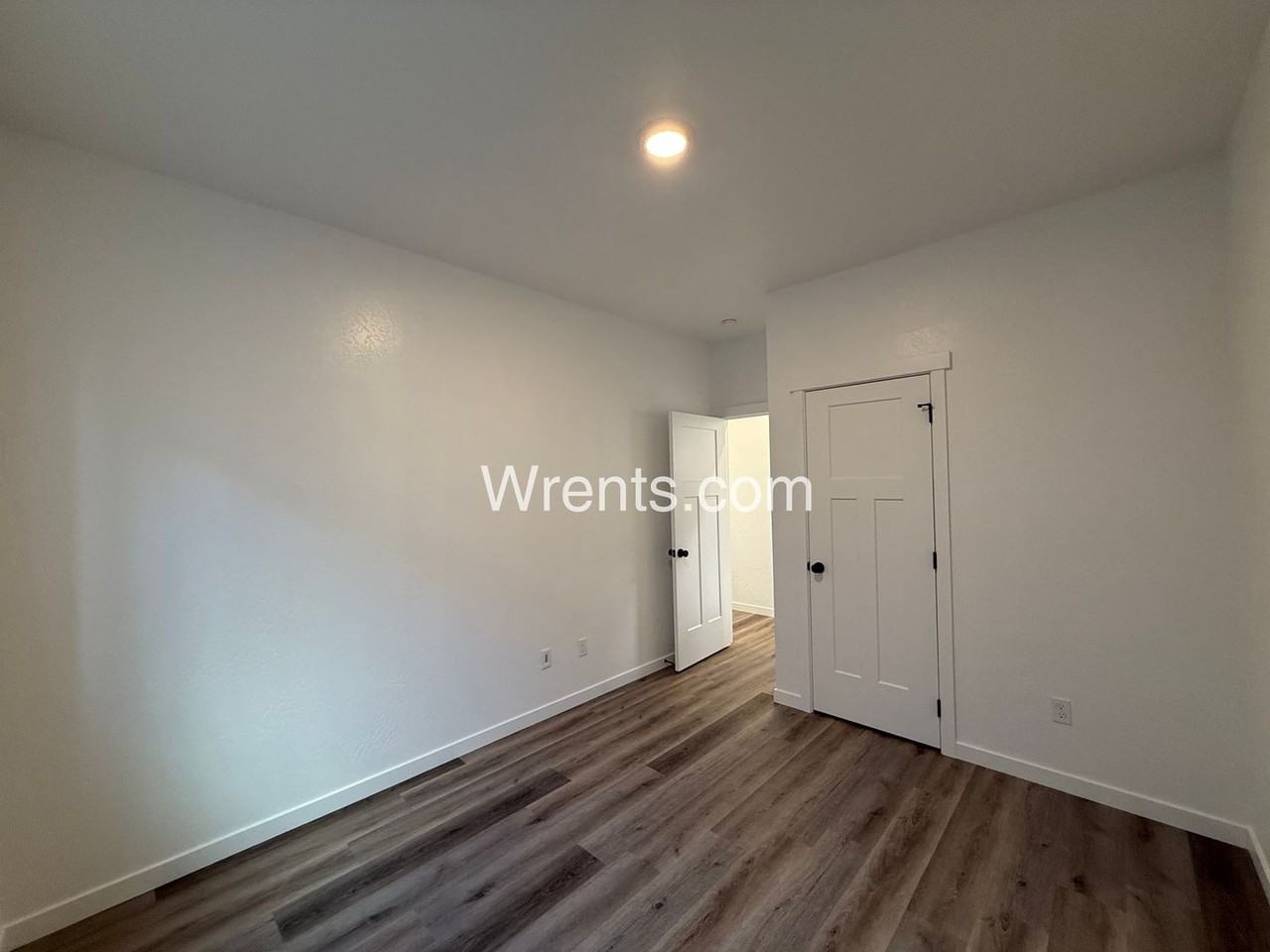 3710-3716 E Liberty Ave - Photo 7 of 16