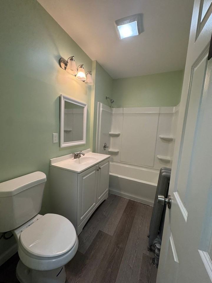 80 Kenyon St - Photo 5 of 15