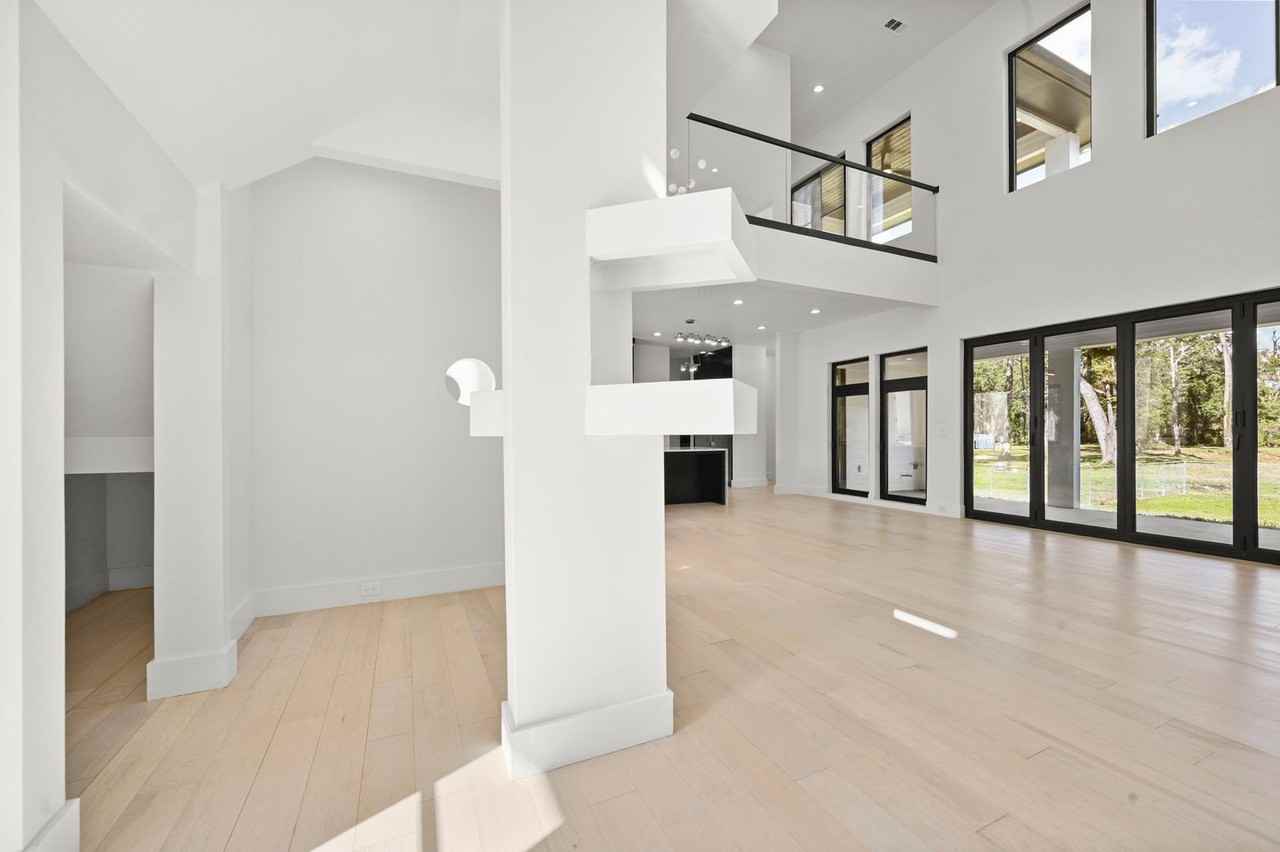 9825 Fawn View Dr - Photo 5 of 50