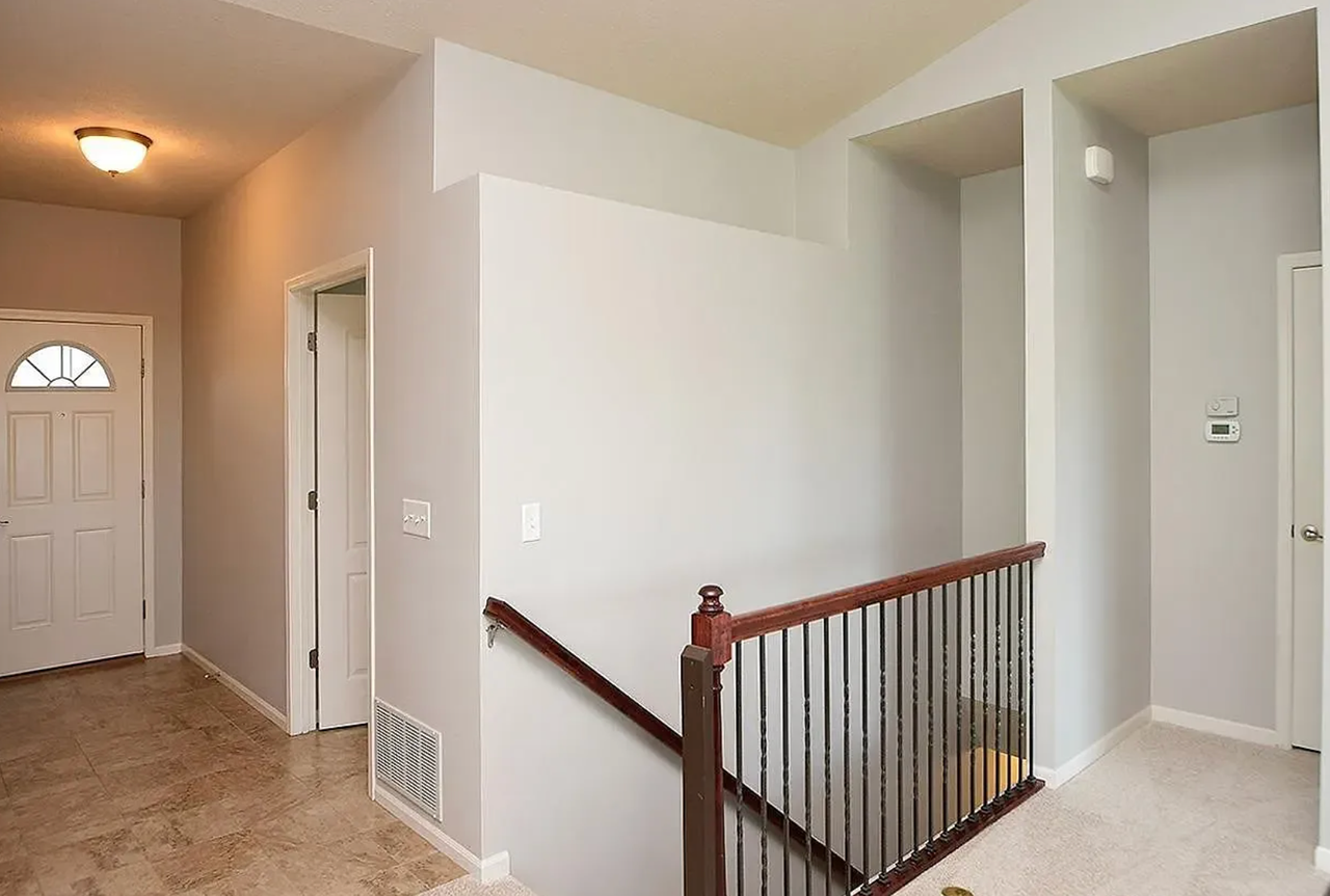 7008 South 183rd Avenue - Photo 2 of 17