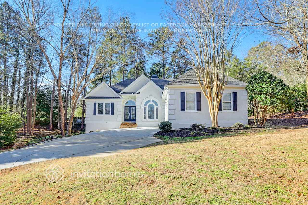 1201 Bavarian Wood Close - Photo 2 of 30