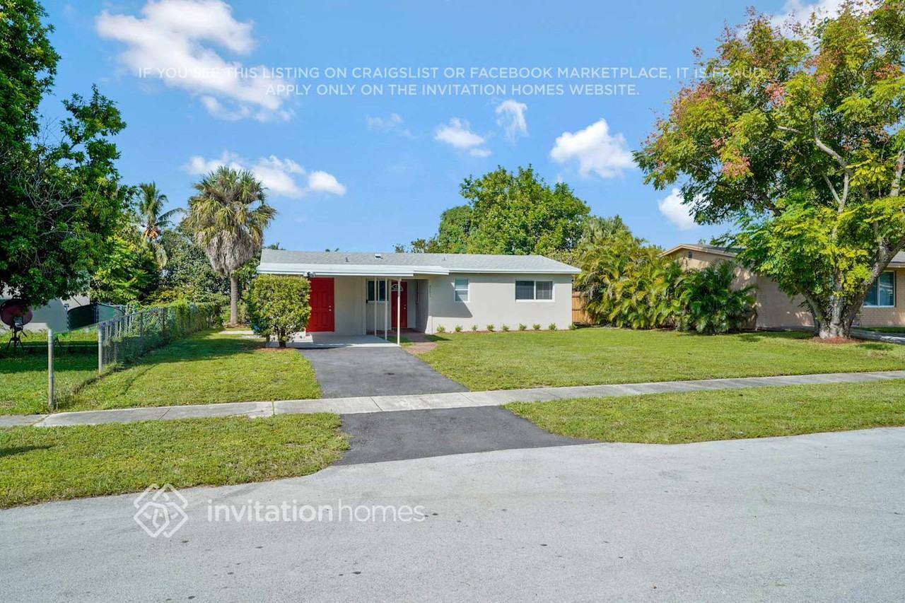 6291 Nw 14th Ct - Photo 2 of 27