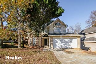 852 Shore Dr - Photo 1 of 1