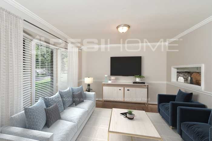 6820 Markham Dr - Photo 3 of 17