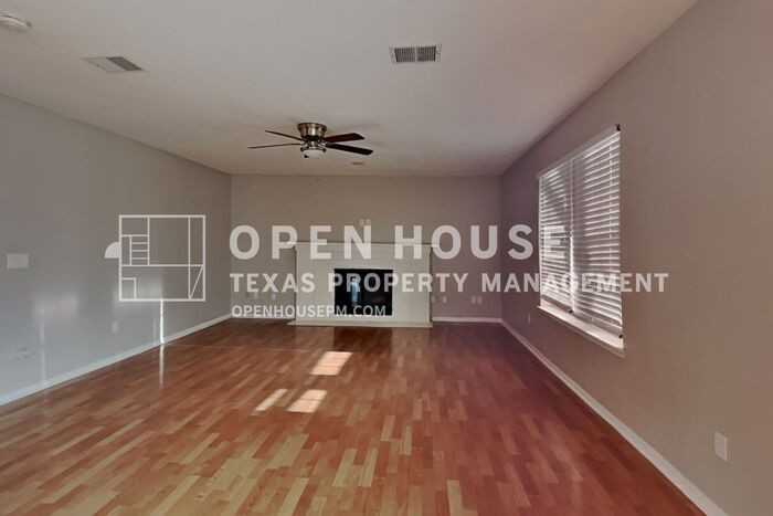 7611 Round Grove Ln - Photo 6 of 23