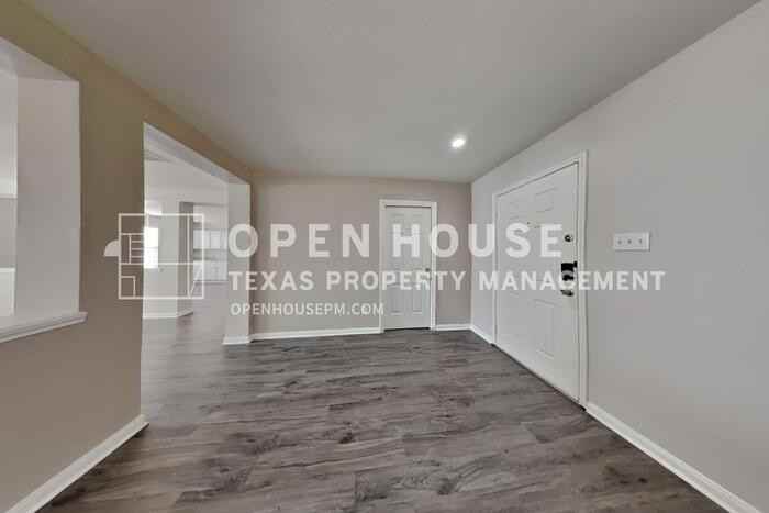 17039 Kemble Creek Drive - Photo 6 of 23