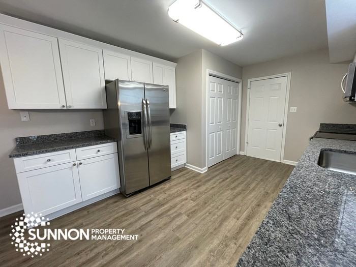 5522 Black Fox Ct - Photo 6 of 44