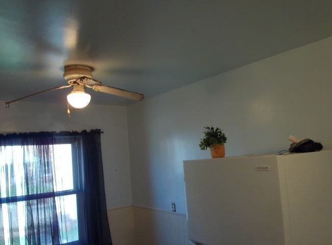 22825 Brittany Avenue - Photo 6 of 15