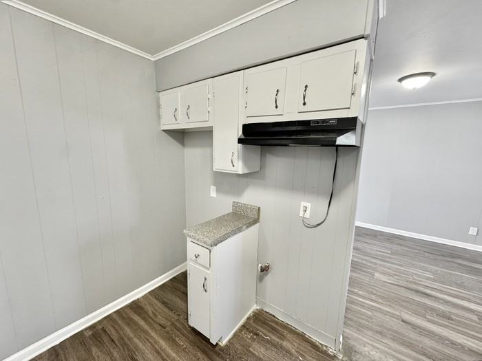 1645 Wells Station Rd #4 - Photo 7 of 16