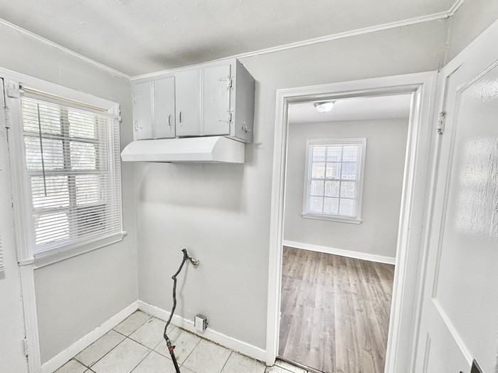 2736 Dunn Ave - Photo 7 of 21