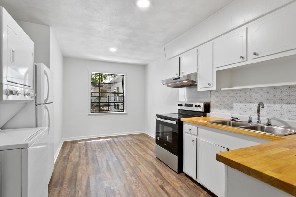 Windsor Flats - Photo 6 of 10